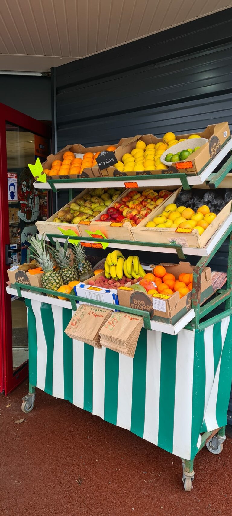 votre marche 01 1 768x1706